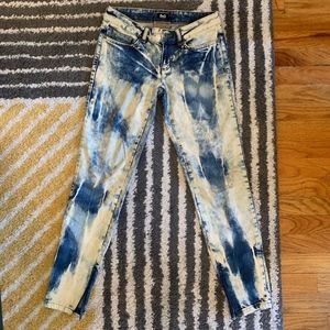 D&G Acid Wash Skinny Jeans